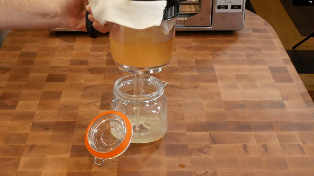 Straining Pure Beef Tallow